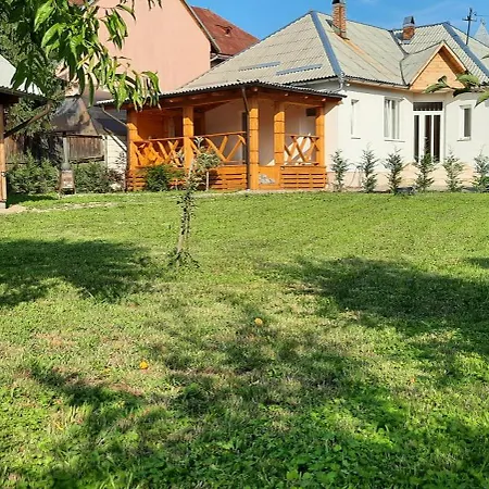 Mura House Villa *