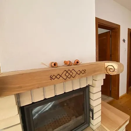 Mura House